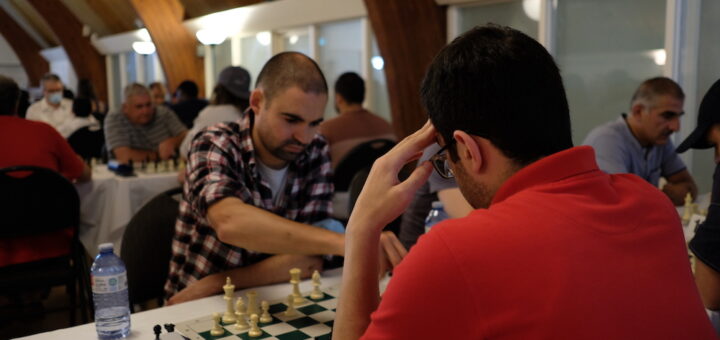 Michael Humpreys playing high-level chess